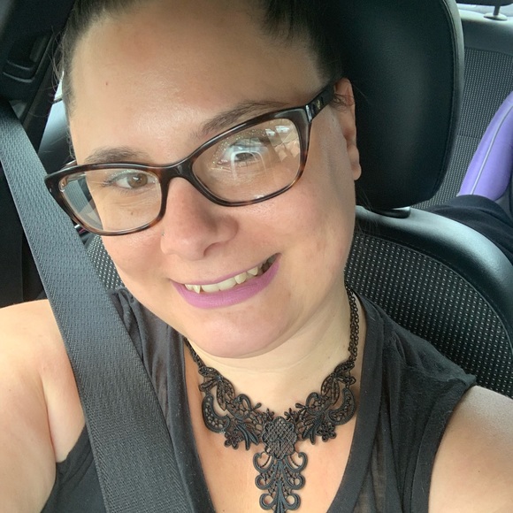 Meet your Posher, Rin - Picture 2 of 5